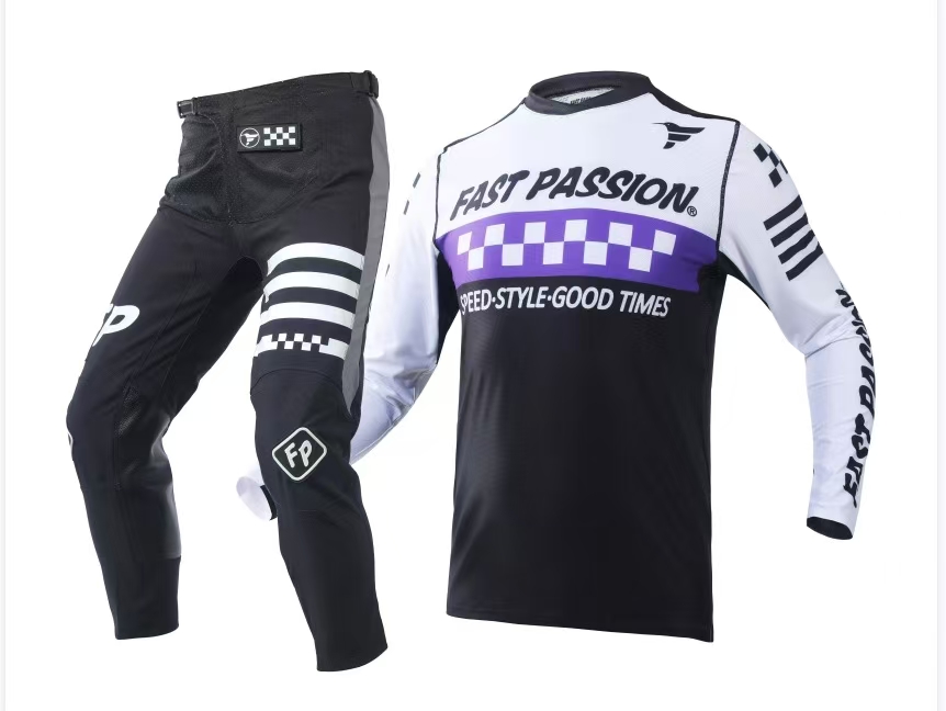 Zestaw motocyklowy Fastpassion – Motorcycle Gear Sleeve recenzja i cena